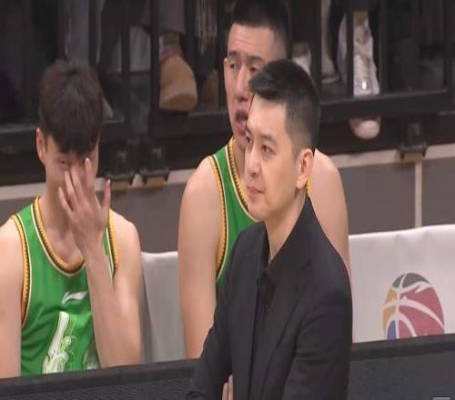 激战正酣,艾菲斯,奥林匹亚科,巅峰国际会员登录入口,巅峰国际官网,巅峰国际