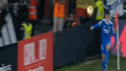 孙颖莎接班人竞争：蒯曼混双女双表现亮眼，女单成绩有待提升